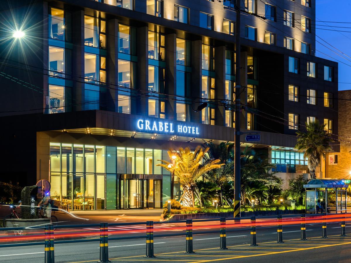 Grabel Hotel Jeju Exterior photo